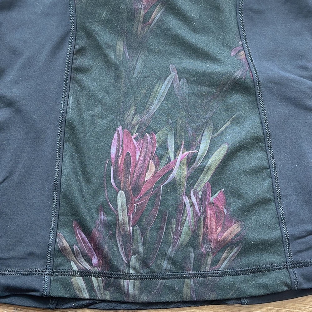 Lululemon Tanktop - Picture 4 of 4